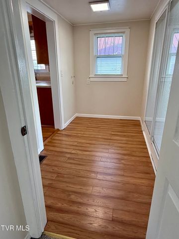 322 Carolina Avenue, Erwin, TN 37650