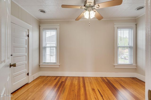 322 Carolina Avenue, Erwin, TN 37650