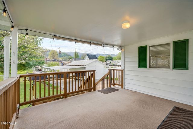 322 Carolina Avenue, Erwin, TN 37650