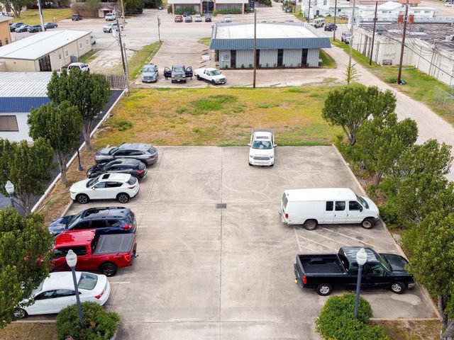 2408-2409 S Park Avenue, Pearland, TX 77581