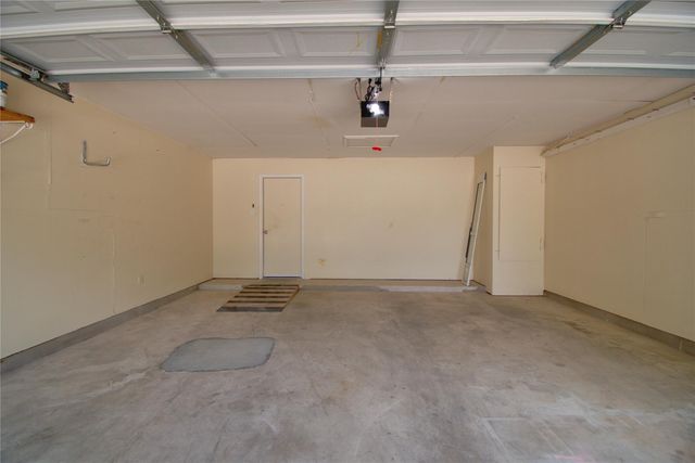12217 Kilmartin LN, Austin, TX 78754
