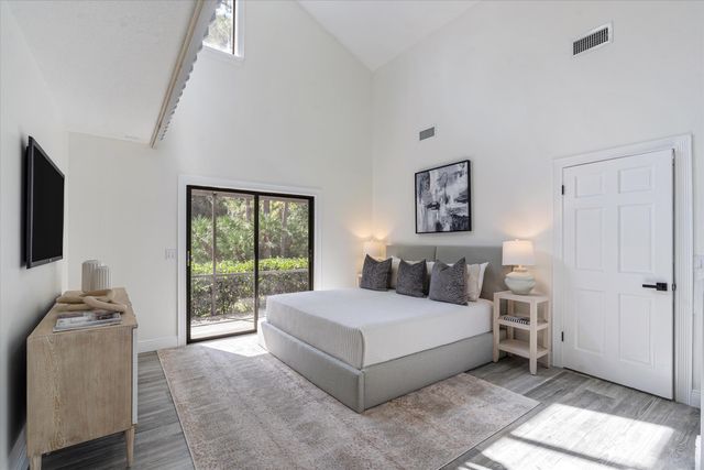 13600 54th Street N, The Acreage, FL 33411