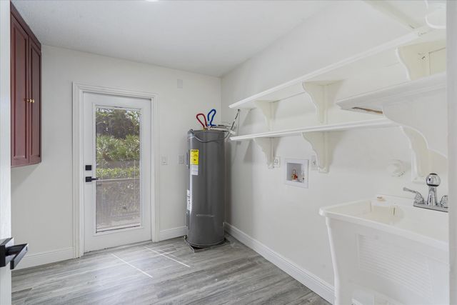 13600 54th Street N, The Acreage, FL 33411