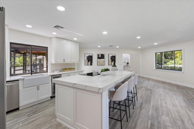 13600 54th Street N, The Acreage, FL 33411