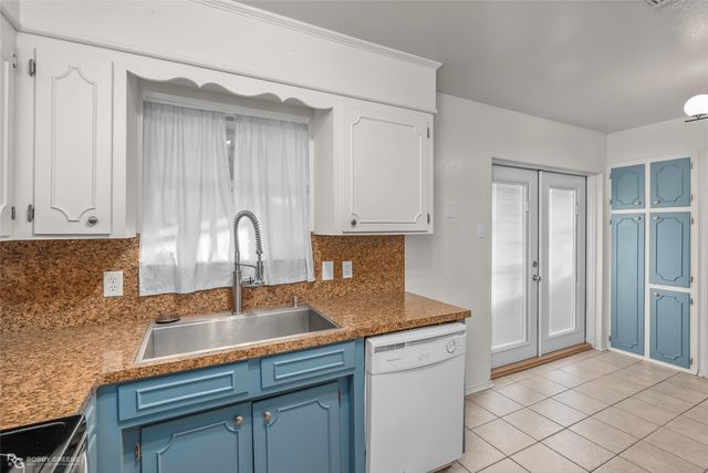 2214 Kirby Smith Drive, Bossier City, LA 71112