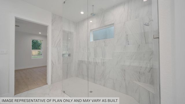 343 Louvenia Court, Pinehurst, TX 77362