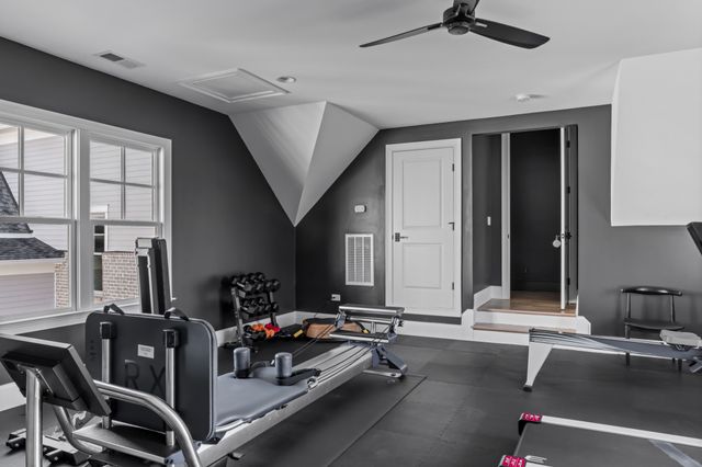 155 Splendor Ridge Dr, Franklin, TN 37064