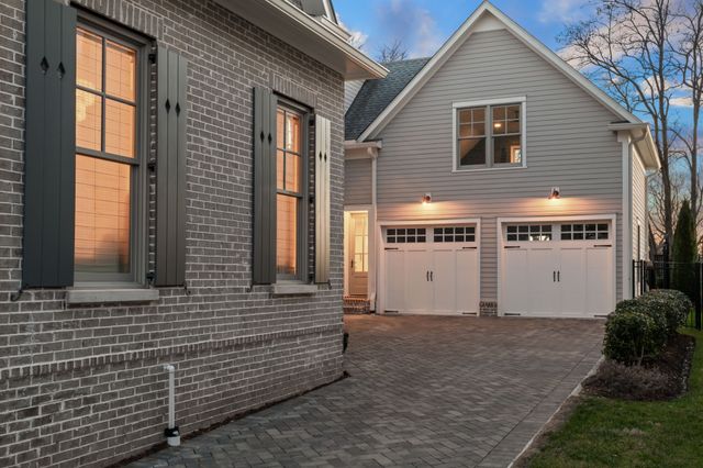 155 Splendor Ridge Dr, Franklin, TN 37064