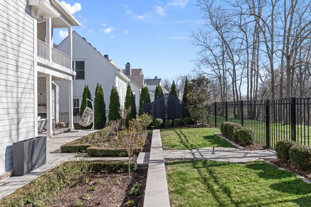 155 Splendor Ridge Dr, Franklin, TN 37064