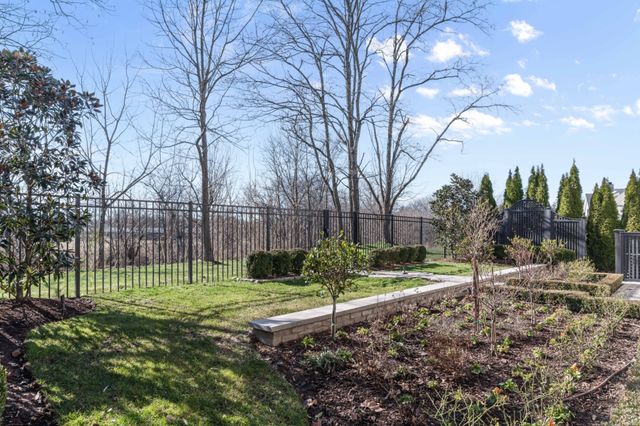 155 Splendor Ridge Dr, Franklin, TN 37064