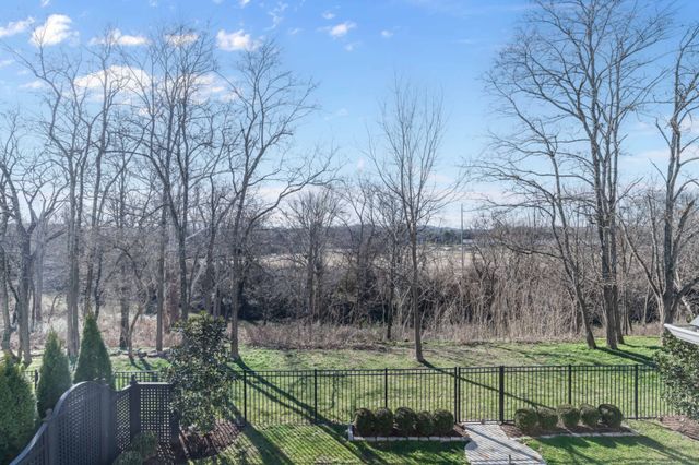 155 Splendor Ridge Dr, Franklin, TN 37064