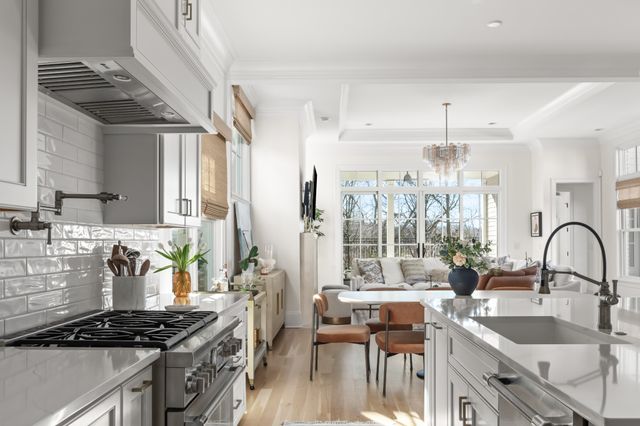 155 Splendor Ridge Dr, Franklin, TN 37064