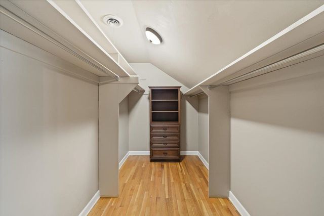 2395 KIRBY RD, Memphis, TN 38119