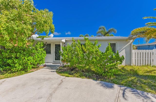 727 Bunker Road, West Palm Beach, FL 33405