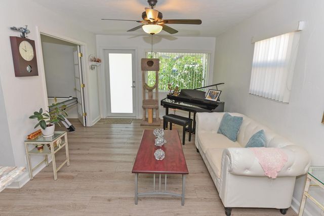 727 Bunker Road, West Palm Beach, FL 33405