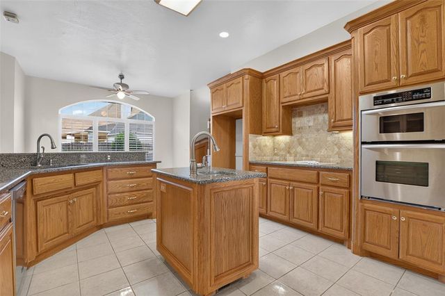 12116 Long Lake Boulevard, Oklahoma City, OK 73170