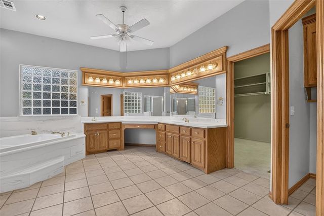 12116 Long Lake Boulevard, Oklahoma City, OK 73170