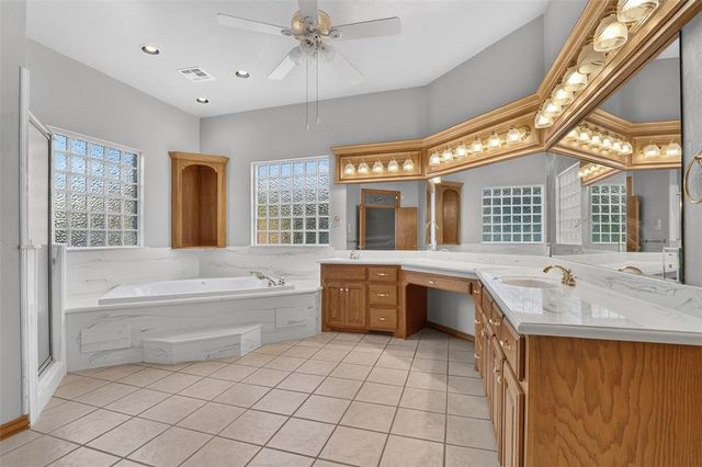 12116 Long Lake Boulevard, Oklahoma City, OK 73170
