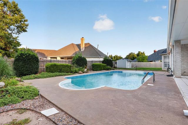 12116 Long Lake Boulevard, Oklahoma City, OK 73170