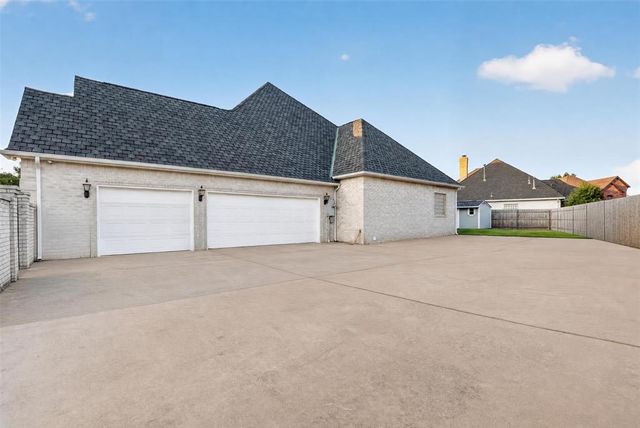 12116 Long Lake Boulevard, Oklahoma City, OK 73170