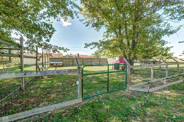 2800 S County Road 475 E, Plainfield, IN 46168