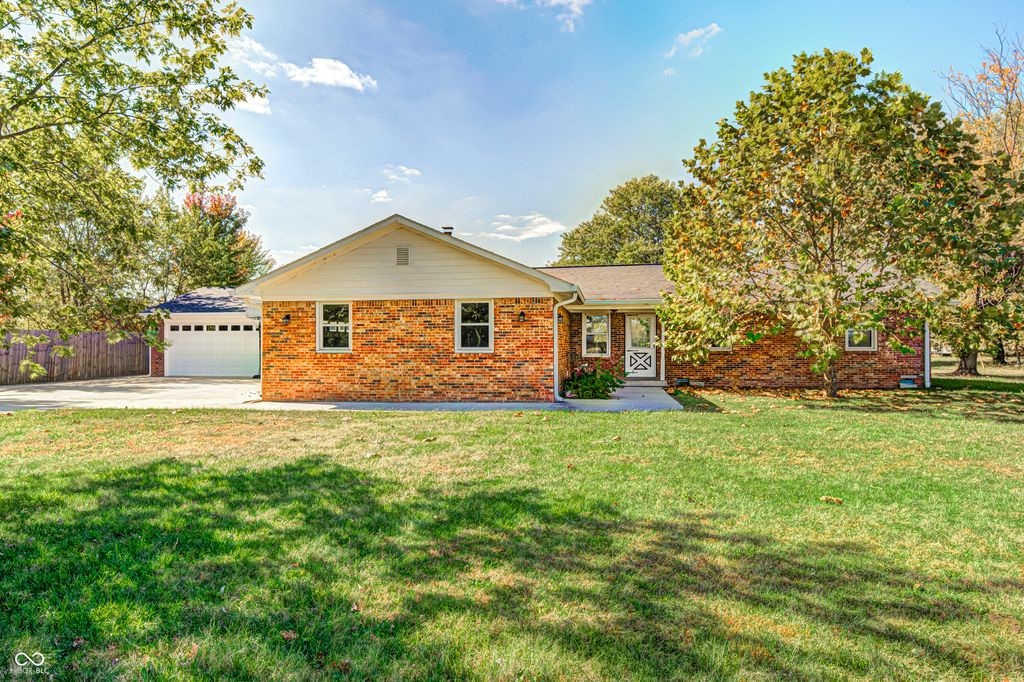 2800 S County Road 475 E, Plainfield, IN 46168