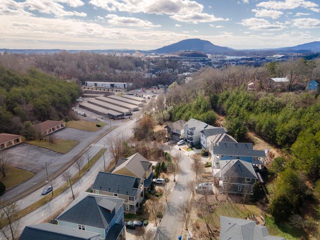 744 Gatti Lane, Chattanooga, TN 37405