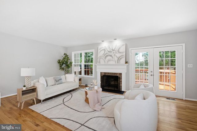 6028 LOGANWOOD DR, Rockville, MD 20852