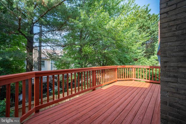 6028 LOGANWOOD DR, Rockville, MD 20852