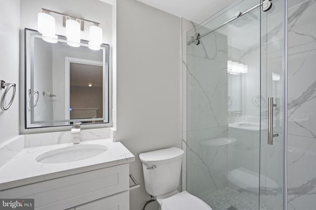 6028 LOGANWOOD DR, Rockville, MD 20852