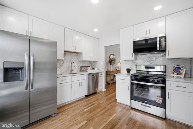 6028 LOGANWOOD DR, Rockville, MD 20852