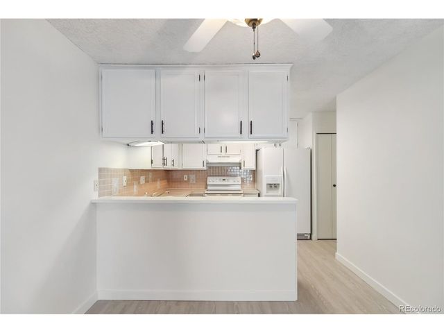 3470 S Poplar St 102, Denver, CO 80224