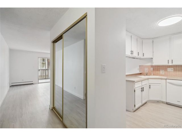 3470 S Poplar St 102, Denver, CO 80224
