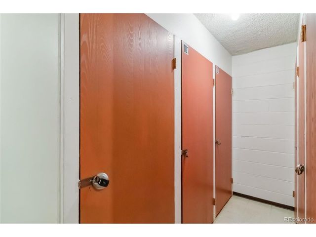 3470 S Poplar St 102, Denver, CO 80224