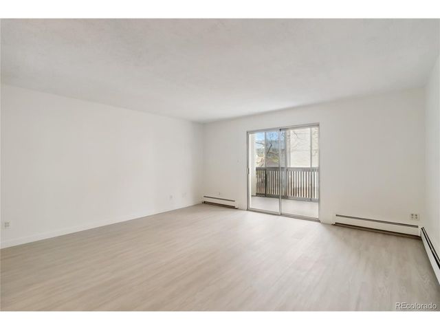 3470 S Poplar St 102, Denver, CO 80224