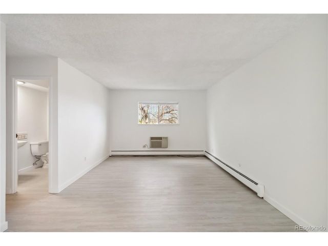 3470 S Poplar St 102, Denver, CO 80224