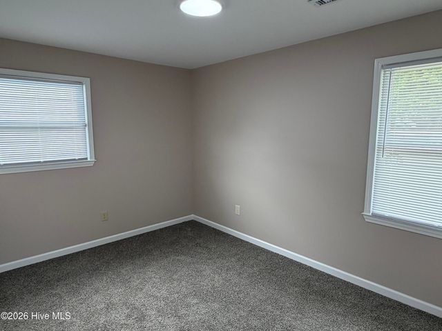 102 Fletcher Place, Greenville, NC 27858