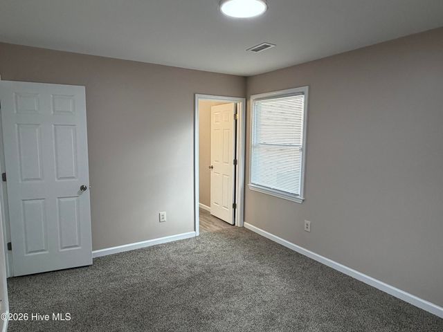 102 Fletcher Place, Greenville, NC 27858