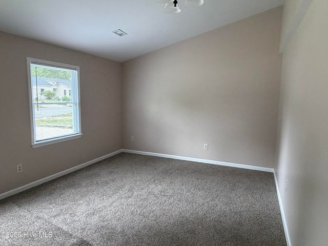 102 Fletcher Place, Greenville, NC 27858