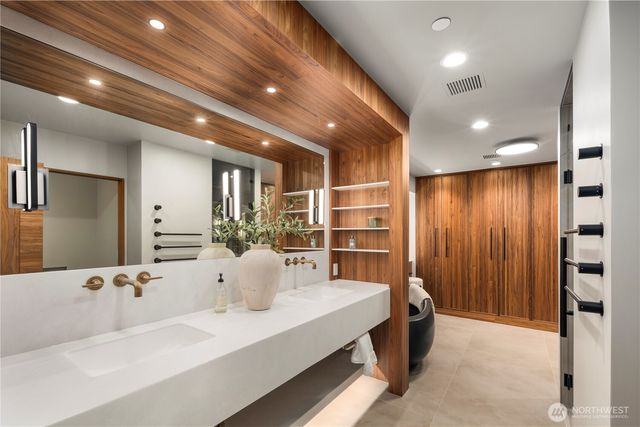 3323 9th Avenue Ct NW, Gig Harbor, WA 98335