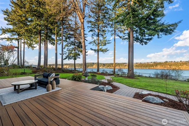 3323 9th Avenue Ct NW, Gig Harbor, WA 98335