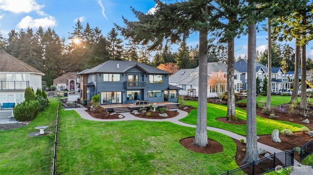 3323 9th Avenue Ct NW, Gig Harbor, WA 98335