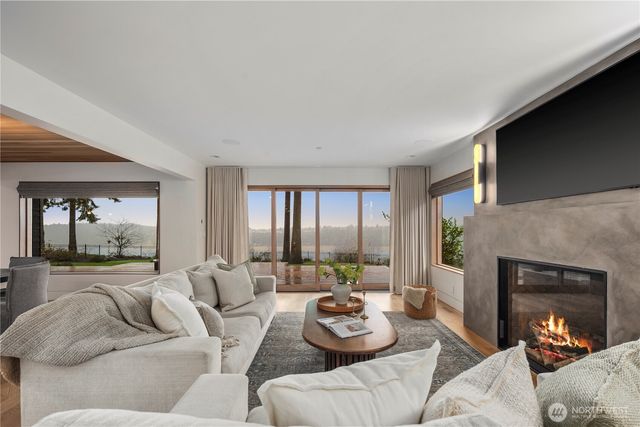 3323 9th Avenue Ct NW, Gig Harbor, WA 98335