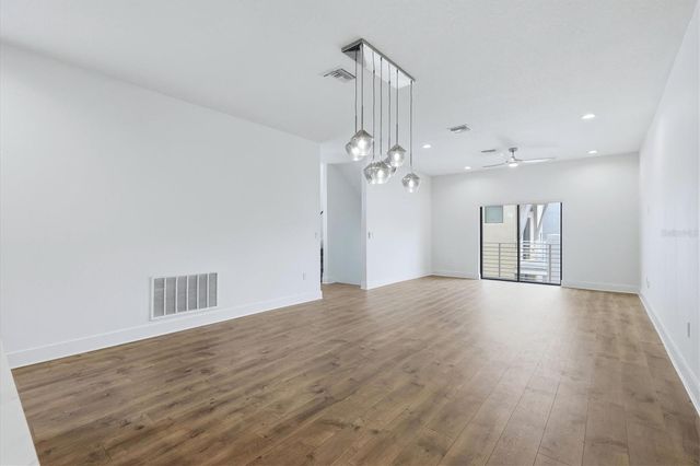 2551 11TH PL N, St Petersburg, FL 33713
