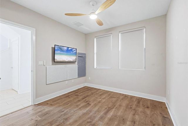 2551 11TH PL N, St Petersburg, FL 33713