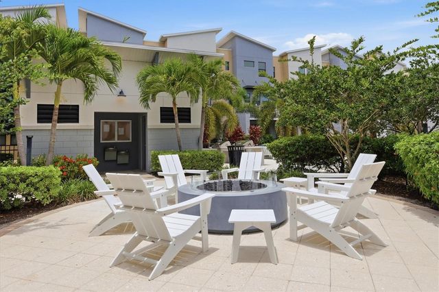 2551 11TH PL N, St Petersburg, FL 33713