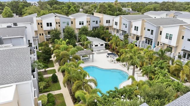 2551 11TH PL N, St Petersburg, FL 33713