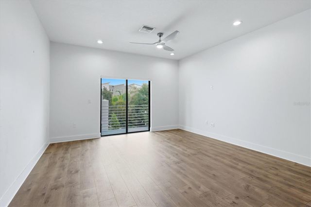 2551 11TH PL N, St Petersburg, FL 33713