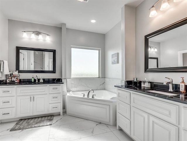 7270 Avondale Lane, Piedmont, OK 73078