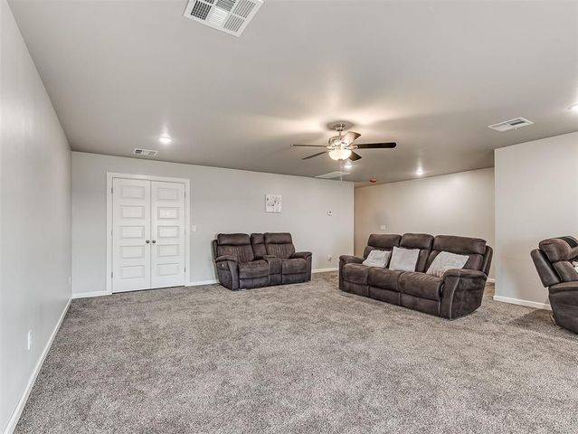 7270 Avondale Lane, Piedmont, OK 73078